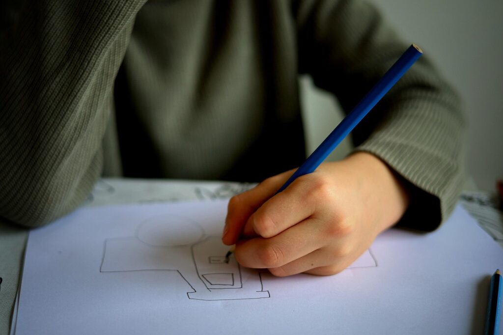 子どもが自宅で楽しめるプログラミング教育の方法は？