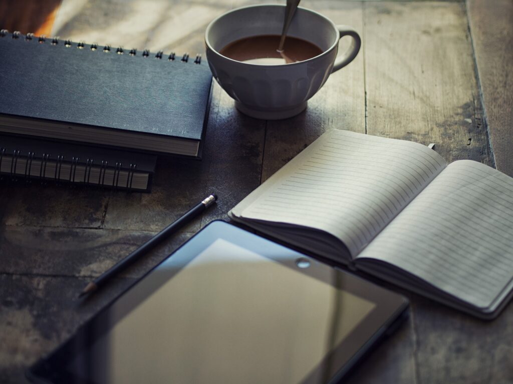 iPadを使った子ども向けプログラミング教材はどれが人気ですか？