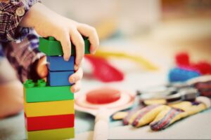 子ども向けプログラミングに最適なブロック教材は？