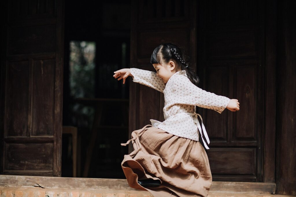 子ども向けプログラミング習い事の月謝の平均はいくらですか？