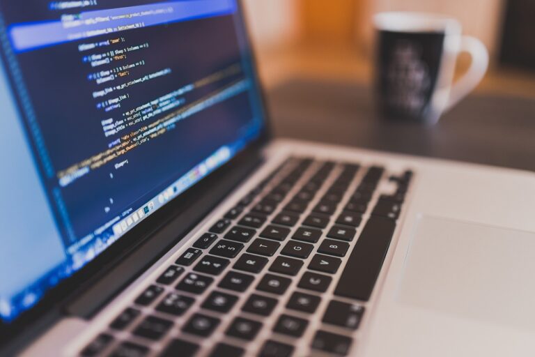 プログラミング教室は少人数で学ぶべき？